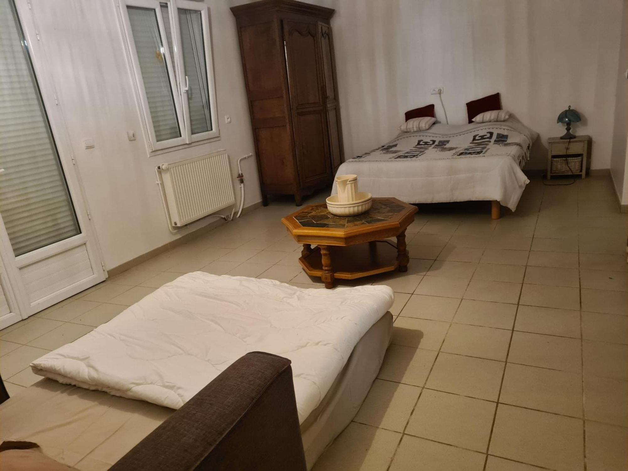 Chez Jaja Et Phiphi Daire Bourg-et-Comin Dış mekan fotoğraf