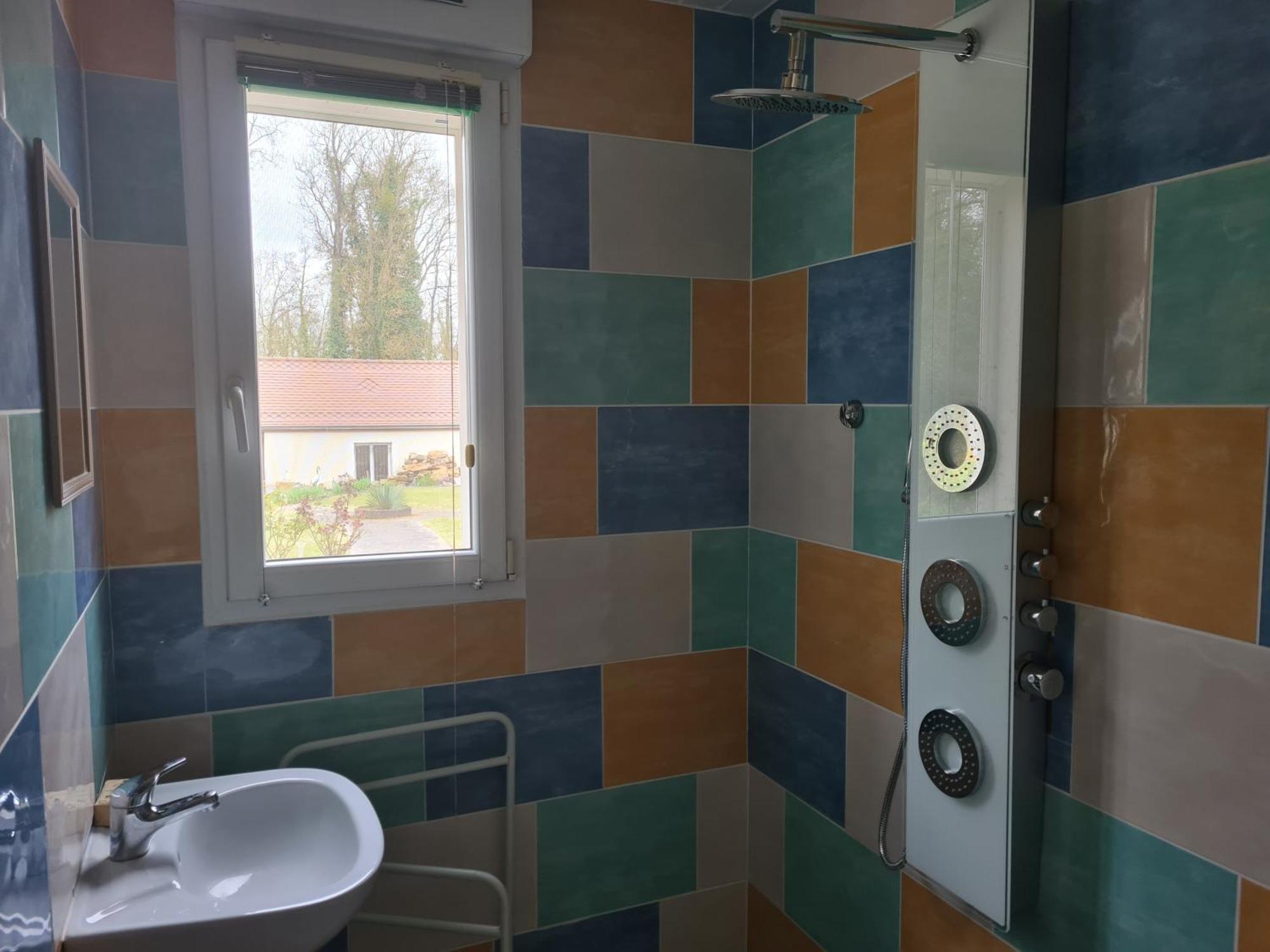 Chez Jaja Et Phiphi Daire Bourg-et-Comin Dış mekan fotoğraf